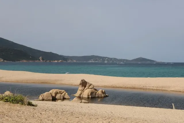 Ritmi e tradizioni nei stabilimenti di Forte Dei Marmi